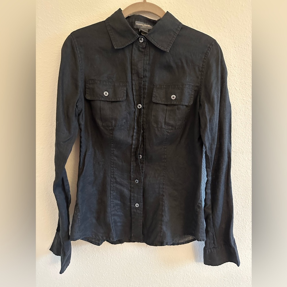 Banana Republic black linen button down